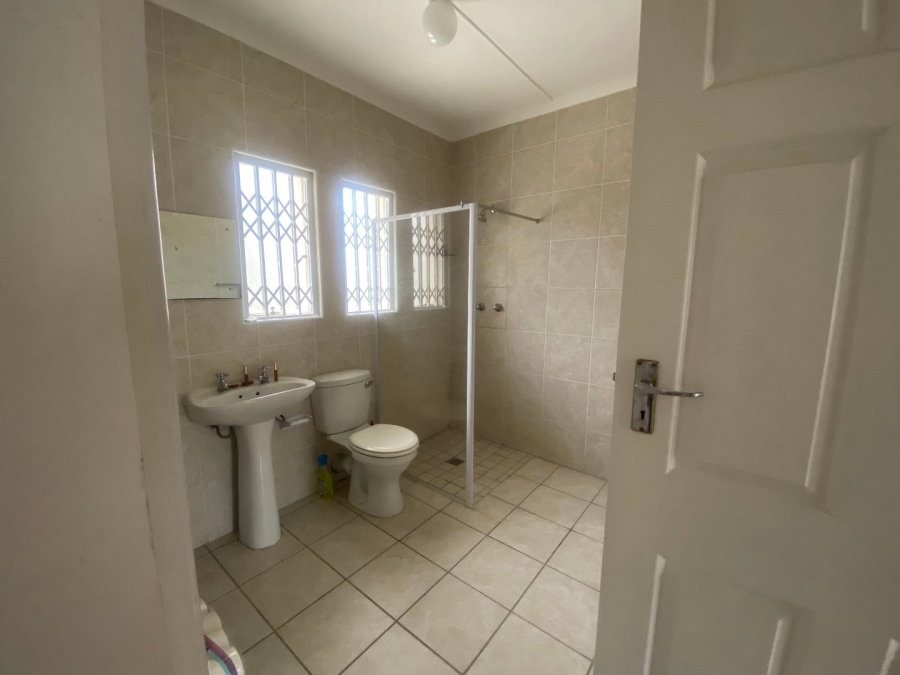 5 Bedroom Property for Sale in Dorchester Heights Eastern Cape